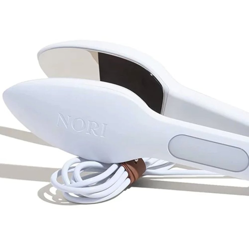 White Nori Iron NIB steamer